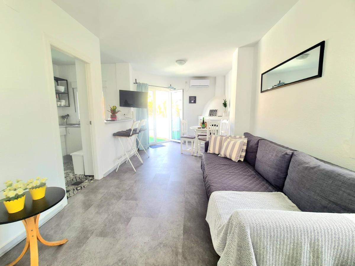 Апартаменты Apartamento Con Vistas Al Campo De Golf Y Piscina Фуэнхирола Экстерьер фото