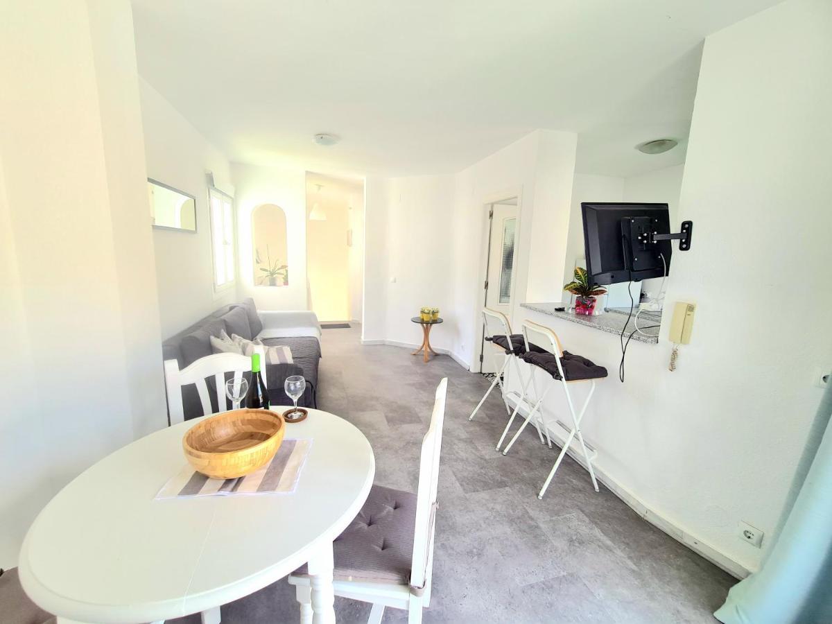 Апартаменты Apartamento Con Vistas Al Campo De Golf Y Piscina Фуэнхирола Экстерьер фото