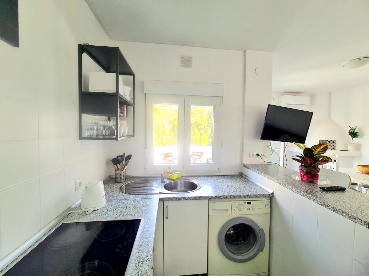 Апартаменты Apartamento Con Vistas Al Campo De Golf Y Piscina Фуэнхирола Экстерьер фото